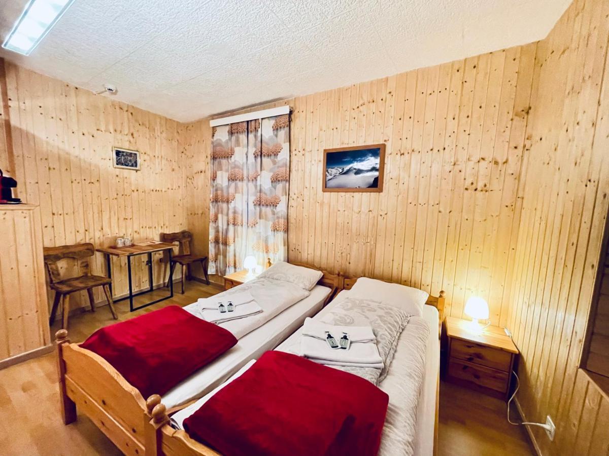 Weisses Roessli Leukerbad Exterior foto